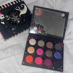 Brand NEW🖤 the nightmare before Christmas eyeshadow pallet